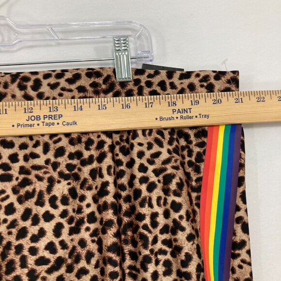 New Torrid size 4X Platinum Leopard Print & Rainbow Side Stripe Liquid Leggings - Picture 4 of 9